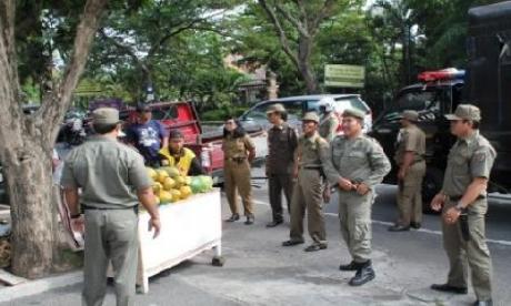 PENERTIBAN PKL